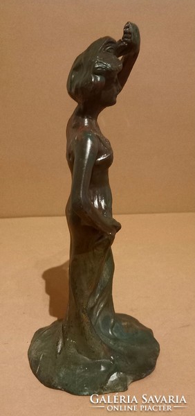 Art Nouveau bronzed female statue, negotiable design