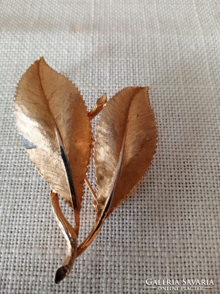 Modern gilded applied art brooch / pin - leaf shape
