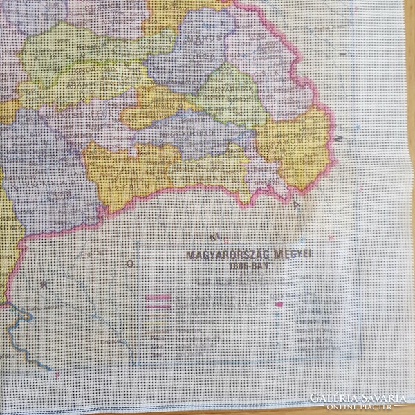 Kivarratlan óriás gobelin 60,5x98cm – Nagy Magyarország megye térképe