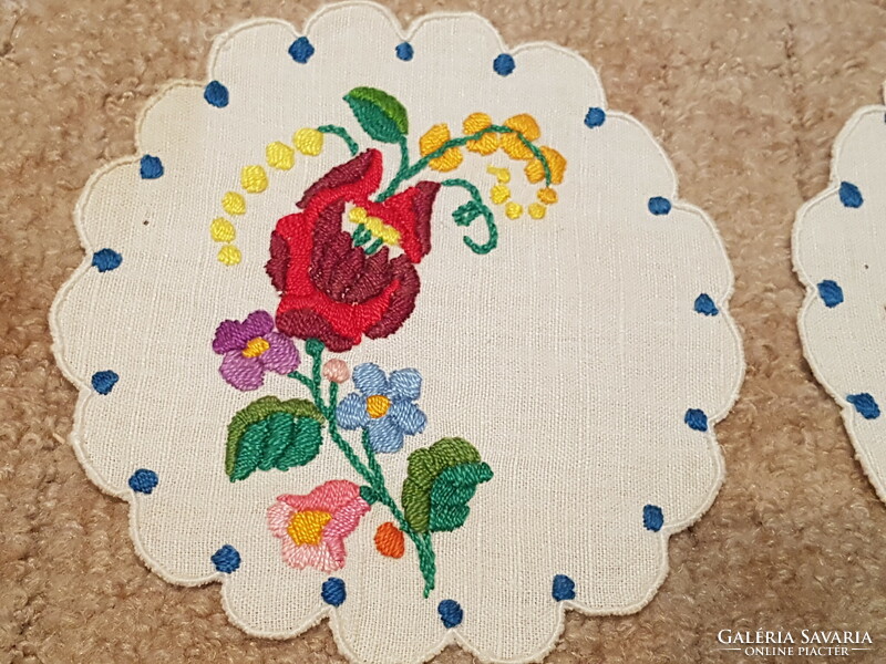 2 pcs. Kalocsai embroidered tablecloth 16x14 cm
