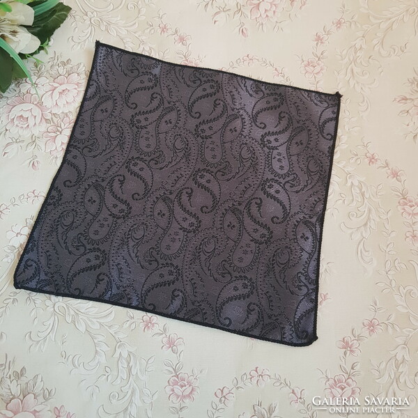 New, double-sided satin handkerchief with Turkish pattern in a box