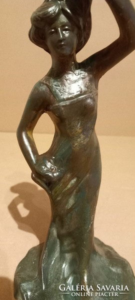 Art Nouveau bronzed female statue, negotiable design