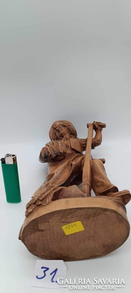 Wood statue