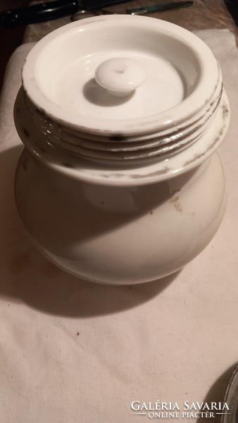 Rrr! Marked porcelain yogurt jar with tin lid (late 1800s)