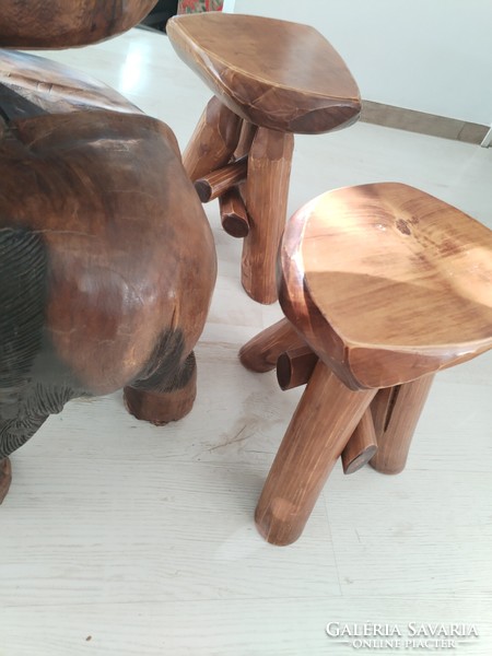 Kávéházi,sarok bútor - indiai jelleggel / elefánt asztal + 2 db .szék