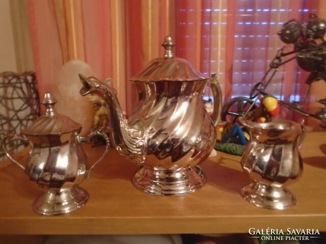 Beautiful, shiny surface, baroque style, silver?? Silver plated tea and coffee serving set