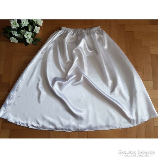 New, custom-made bridal petticoat, cover layer / tire cover skirt