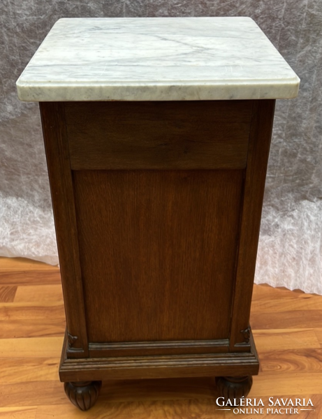 Antique carved oak chest of drawers with marble top