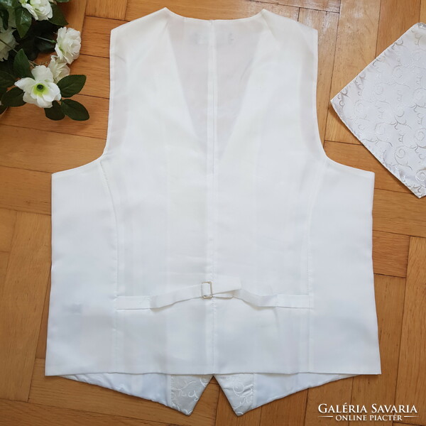 Size 52, cream-colored, shiny satin groom set: waistcoat, French tie, decorative pocket square