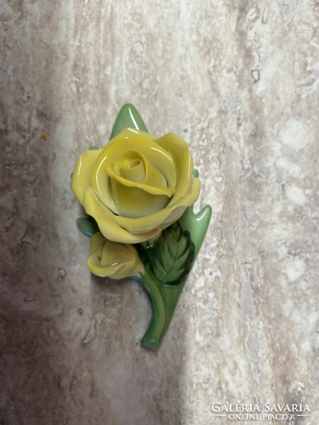 Herendi sárga rózsa 7x4x3 cm