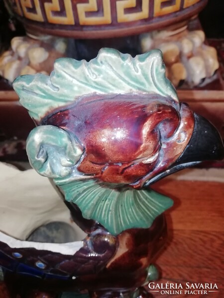 Antique zsolnay? Griffon bird 26 cm x 20 cm needs restoration