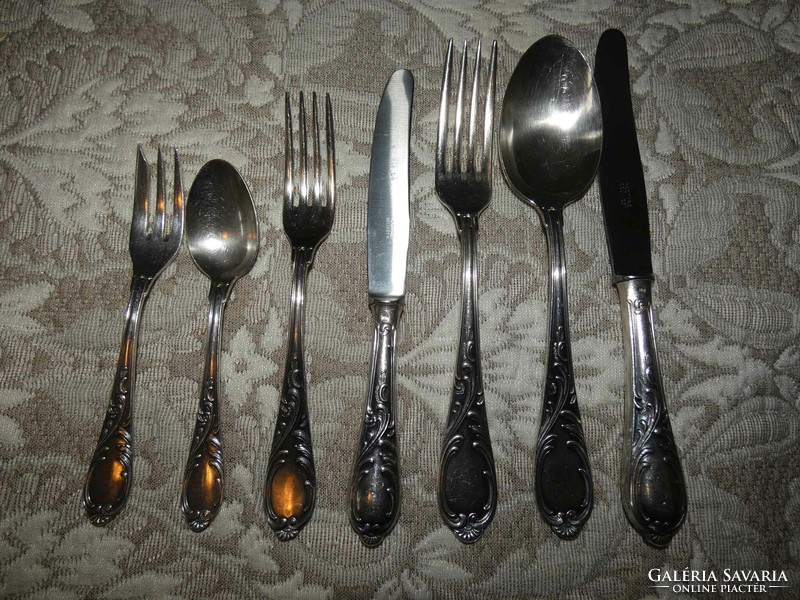 12 Personal, 84-piece, beautiful condition, antique silver-plated, Rococo Solingen cutlery set