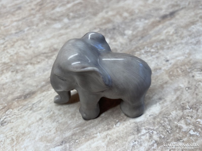 Herend elephant 6x5x3