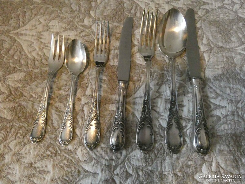 12 Personal, 84-piece, beautiful condition, antique silver-plated, Rococo Solingen cutlery set