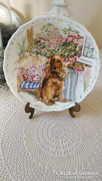 English royal albert fine porcelain plate, decorative plate