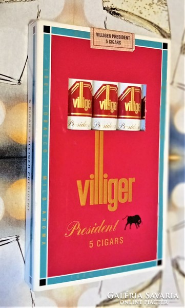 Swiss President cigar in aroma-retaining packaging