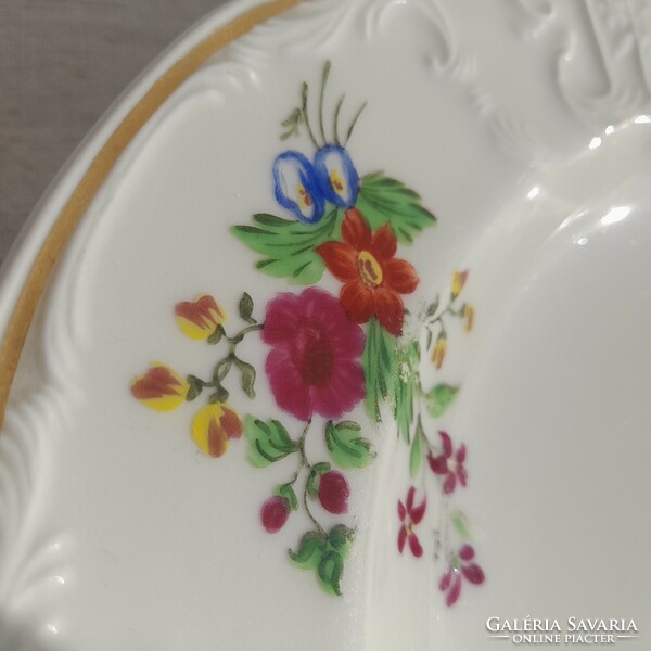 Alt Wien porcelain plates, from 1848-1850, contemporary Biedermeyer, 173-175 years old!