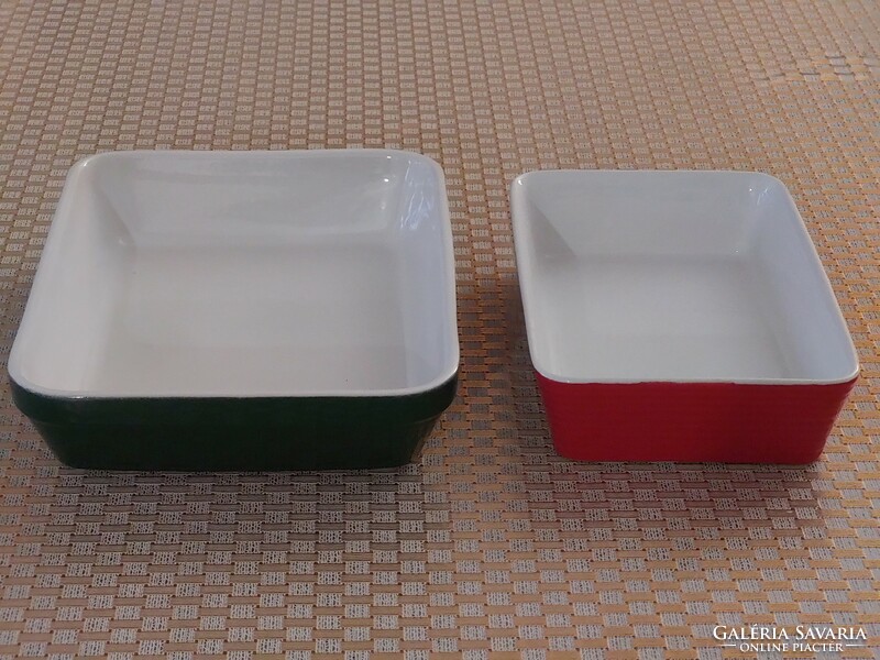 Christmas ceramic baking dish red green 2 pcs