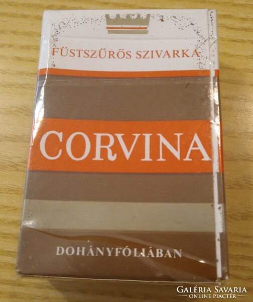 Retro  Corvina magyar szivarka bontatlan dobozban