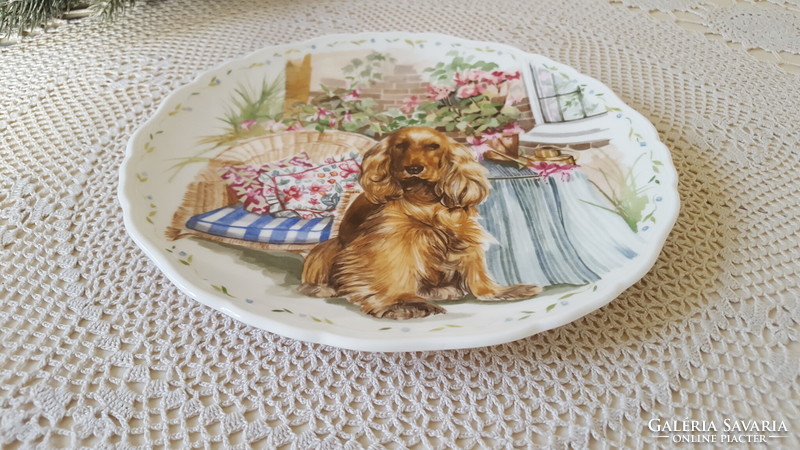 English royal albert fine porcelain plate, decorative plate