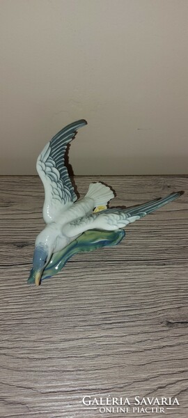 Flawless, rare ens volkstedt porcelain bird, seagull