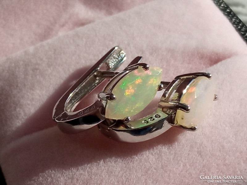 Ethiopian fire opal 925 silver earrings