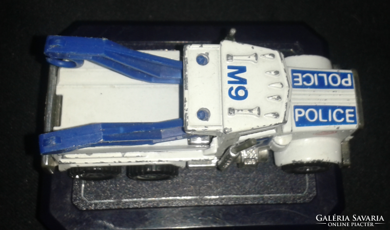 Matchbox 1981 Peterbilt Police truck