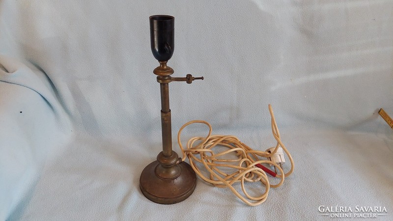 Antik réz asztali lámpa