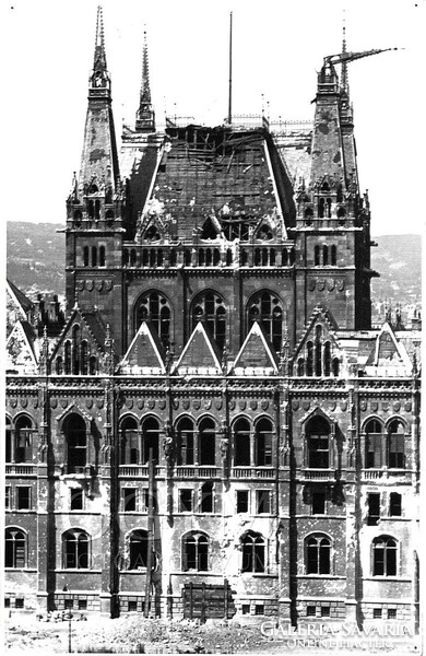 Az Országház képviselőházi üléstermének homlokzati tervrajza. 1969 -Pontos ﻿leírás a tervrajz alján-