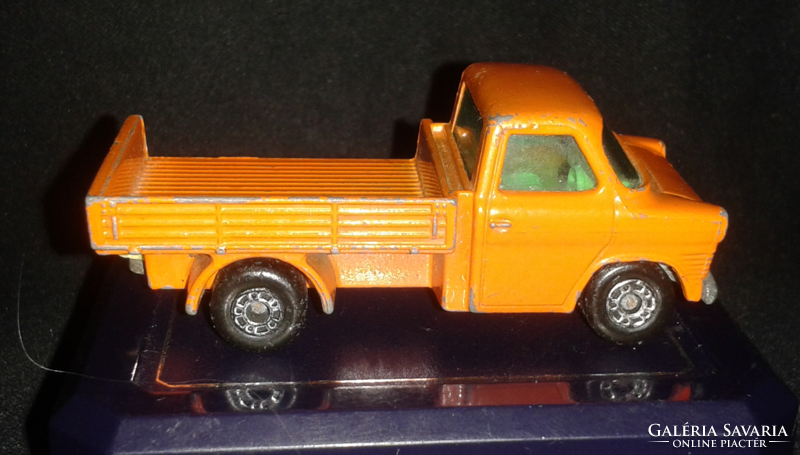 Matchbox No.66 Ford Transit England 1977