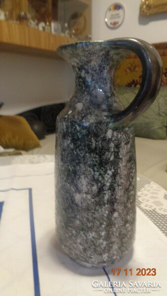 Bodrogkeresztúr ceramic vase, the old label is still on it.. Nice condition 27 cm