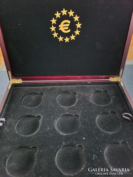 Wooden coin box for 24 coins, negotiable price