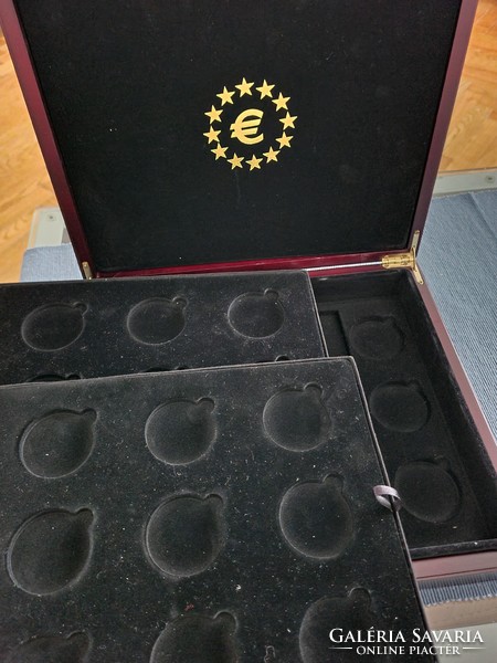 Wooden coin box for 24 coins, negotiable price