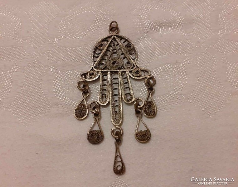Large hamsa (Fatima) hand pendant made with filigree technique (silver? Silver-plated?)