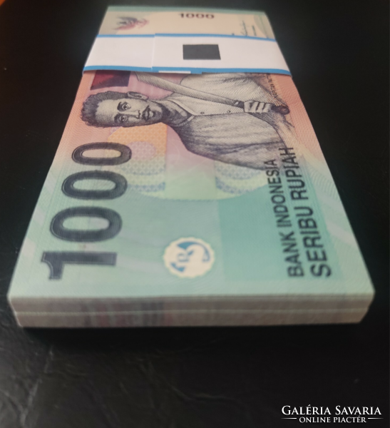 Indonézia 1000 rupiah. 100 db.