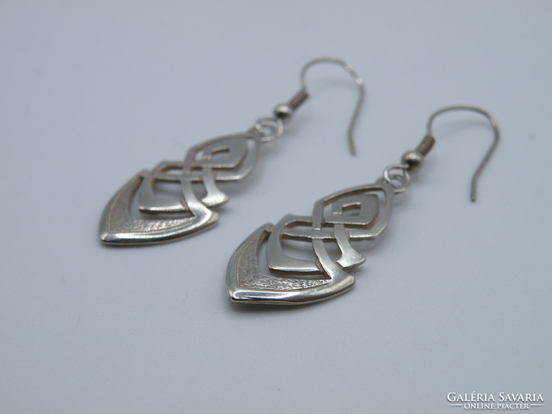 Uk0001 dangling silver earrings 925