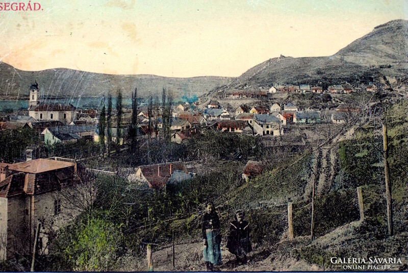 Visegrád - the vineyard of Kálmánné Sántha Visegrád - castle garden - photo postcard 1909