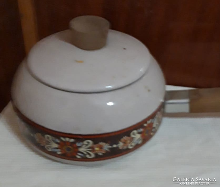 A very nice rare iron kettle