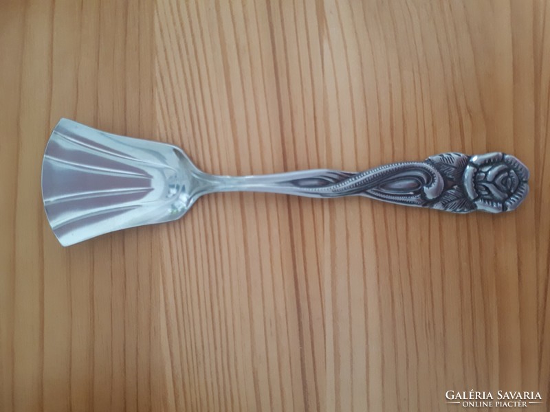 4 pastry forks, cream spoon, cookie spatula