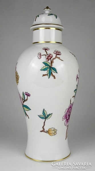 1P851 large lidded raven house porcelain vase 31.5 Cm