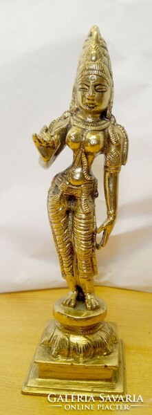 Párvati Hindu istennő kisméretű bronz szobor Indiából. Egzotikus ritkaság