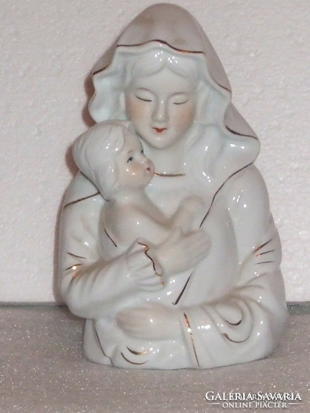 Holy Madonna with child.