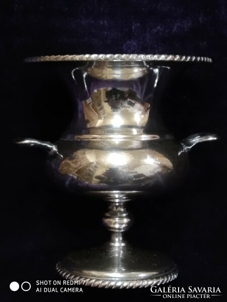 Silver (925) Mexican small goblet or Chalice. (184.4 gr.)