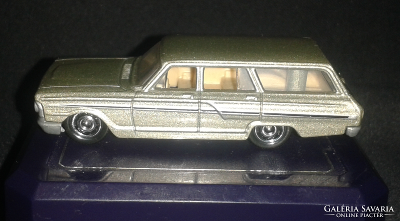 Matchbox 64 ford fairlane 2017 matte