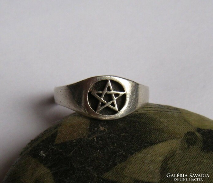 Pentagram silver ring