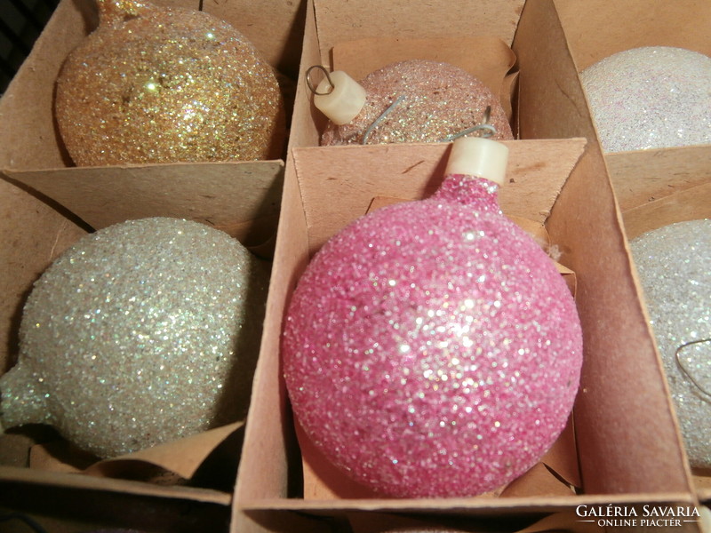 Retro csillogó karácsonyi gömbök eredeti dobozban