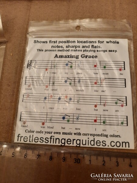 1/2 Children's violin auxiliary signals for movements, negotiable