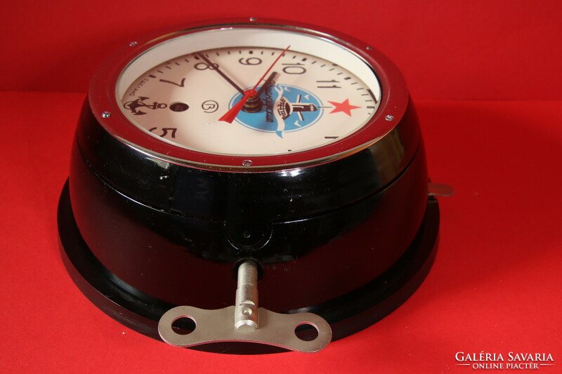 Original Russian Komandirsky 92 u boot wall clock with key - perfect