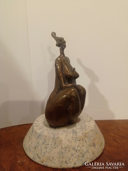 Schilhabel jennifer - pear woman (bronze and granite)