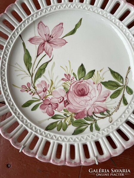 Beautiful floral wall plates heirloom wall plate with spring hanger, collector's item